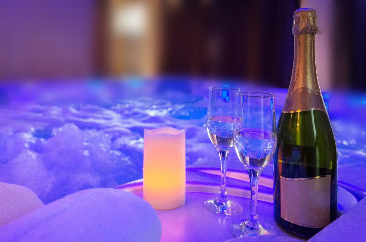 Loft Spa - Cote Chateau. カルカソンヌ エクステリア 写真